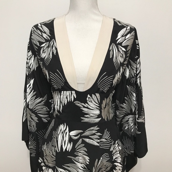 BCBG Runway The Ava Dress - Picture 6 of 11